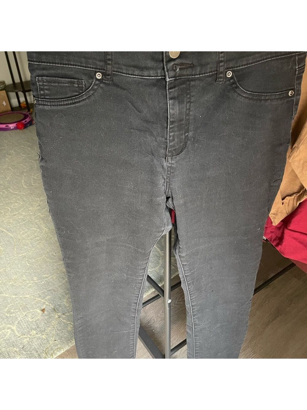 New York & Company Dark Gray Skinny Jeans